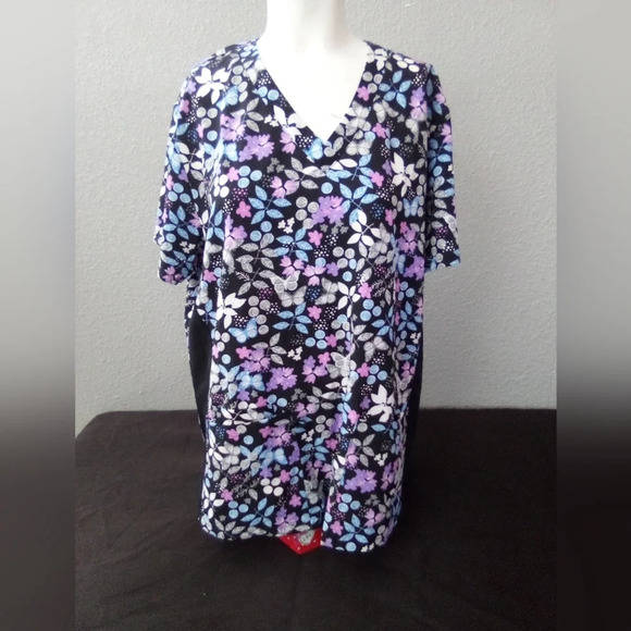 Nwt Divine stretch scrub to ( box A ) - Picture 1 of 3